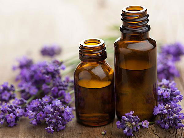 LAVENDER ESSENTIAL OIL