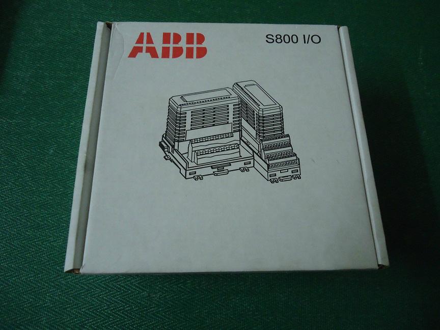 3BSC690087R1	AI893	8-channel intrinsically safe temperature measurement module 3