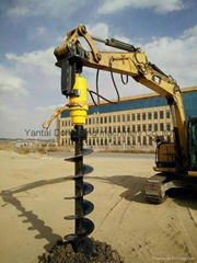 Solar ground helical screw pile driver screw piling machine