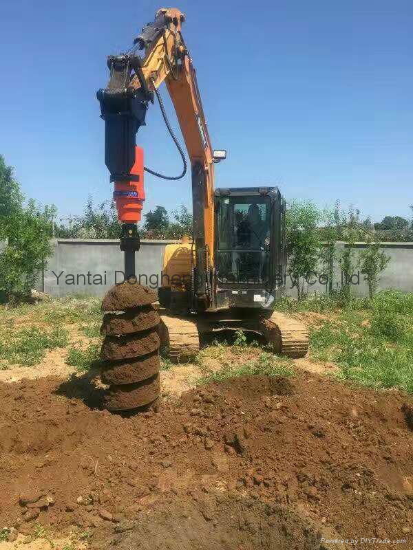 Solar ground helical screw pile driver screw piling machine 2