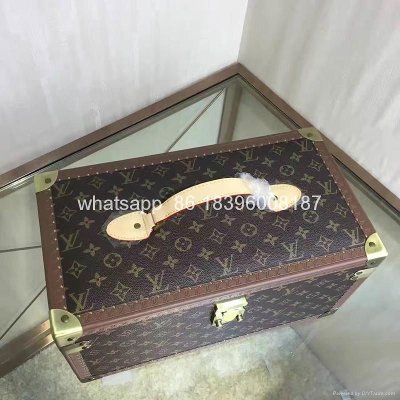wholesale New Arrival Louis Vuitton LV Lady Box Women Bags Wood iphone Case (China Trading ...