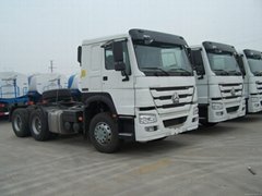 Sinotruk howo 371hp tractor truck for sale
