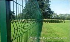 2017popular pvc coated welded fence post