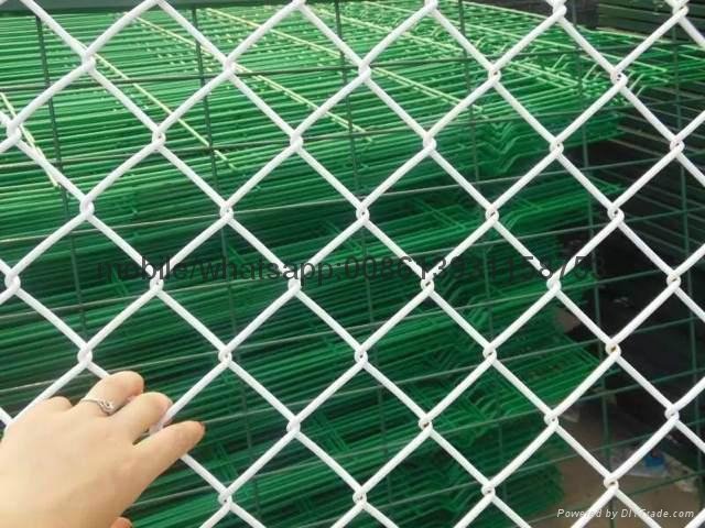 50*50mm chain link wire mesh construction fence 3