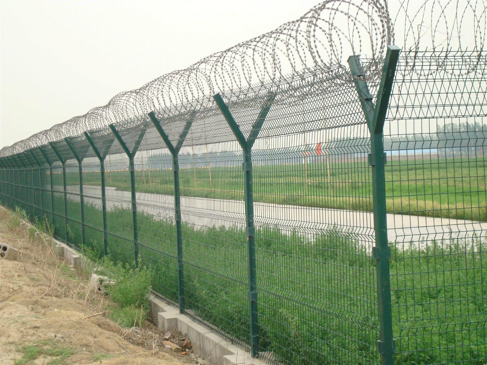 贵阳厂家低价直销机场监狱私人领域护栏网  4