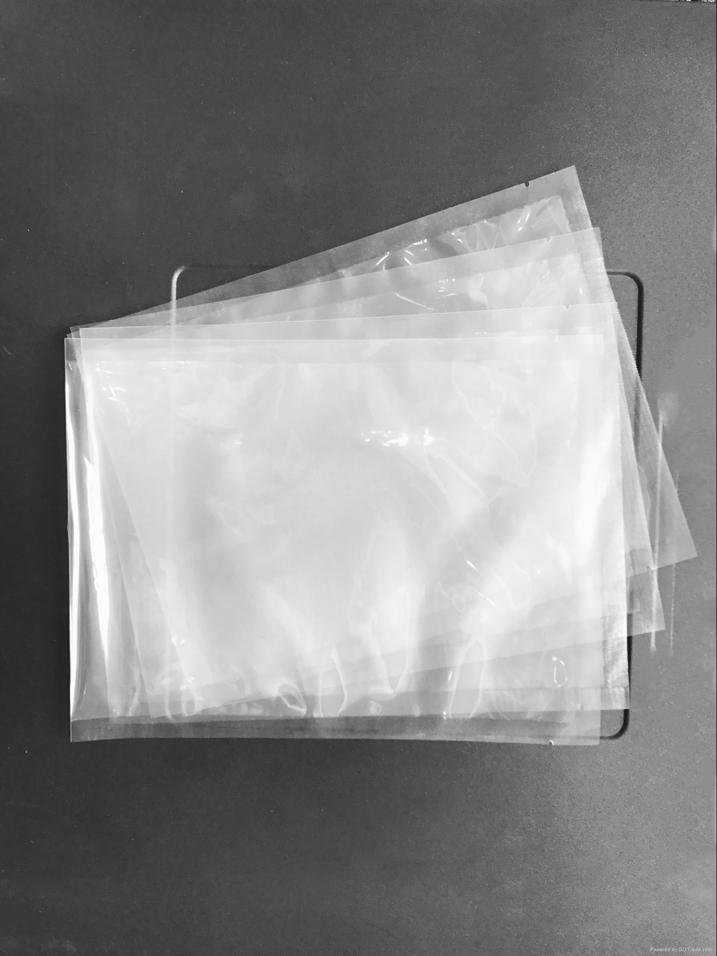 Transparency resealable vacuum bag 3