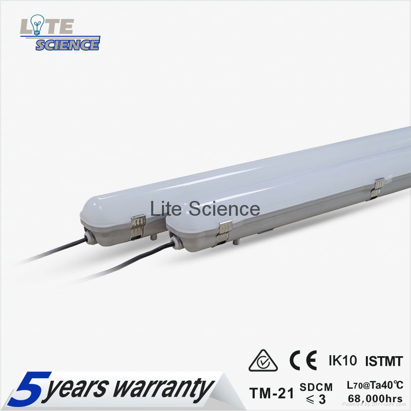 IP65 Led Parking Lot Light 600mm 1200mm 1500mm SAA C-Tick CE RoHS 2