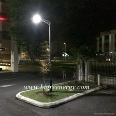 Wireless solar street light with motion sensor 20W
