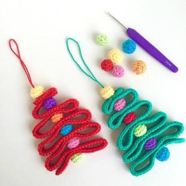 Knit Christmas ornaments 4