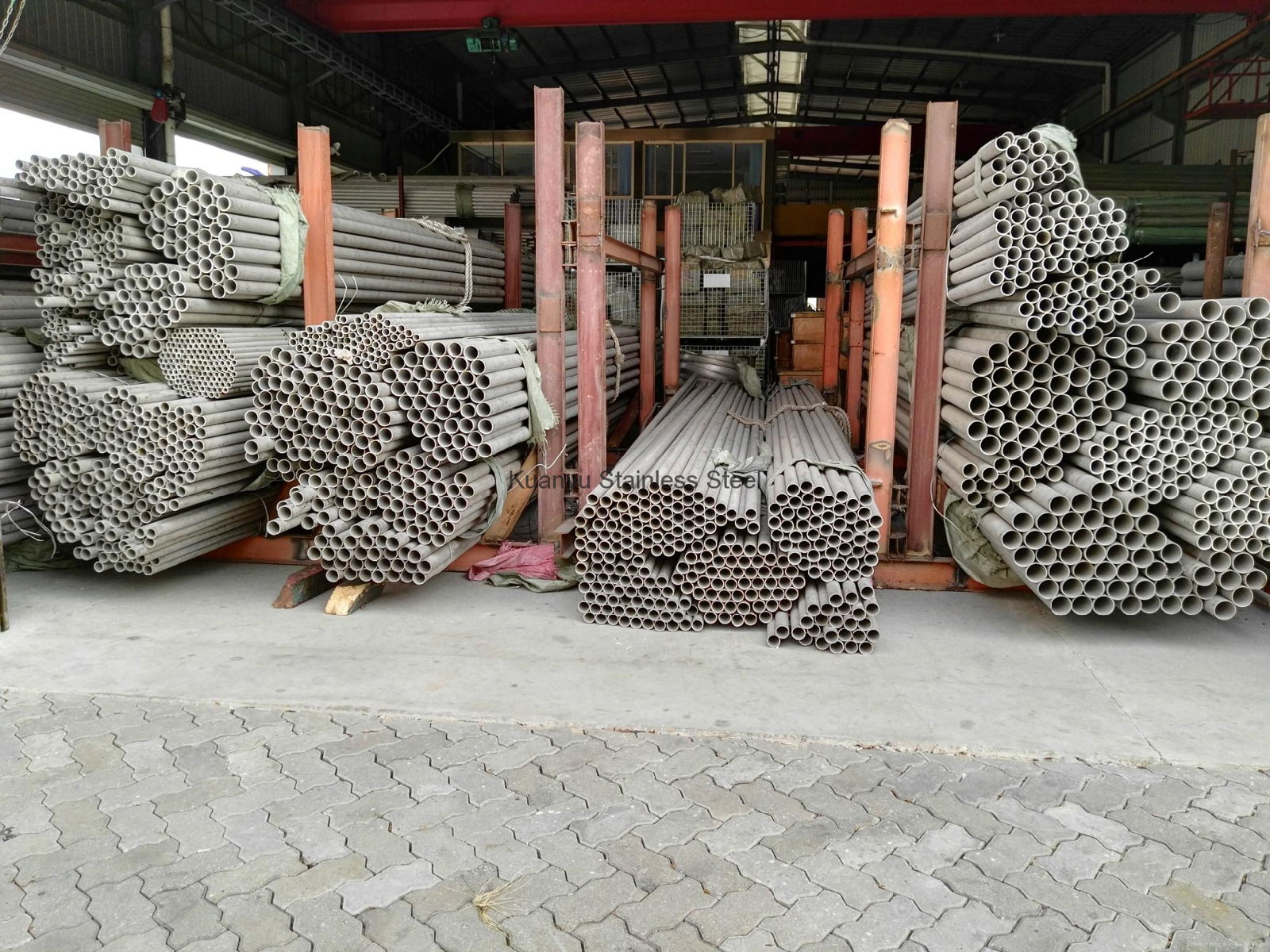 304 316 Stainless Steel Round Pipe 3