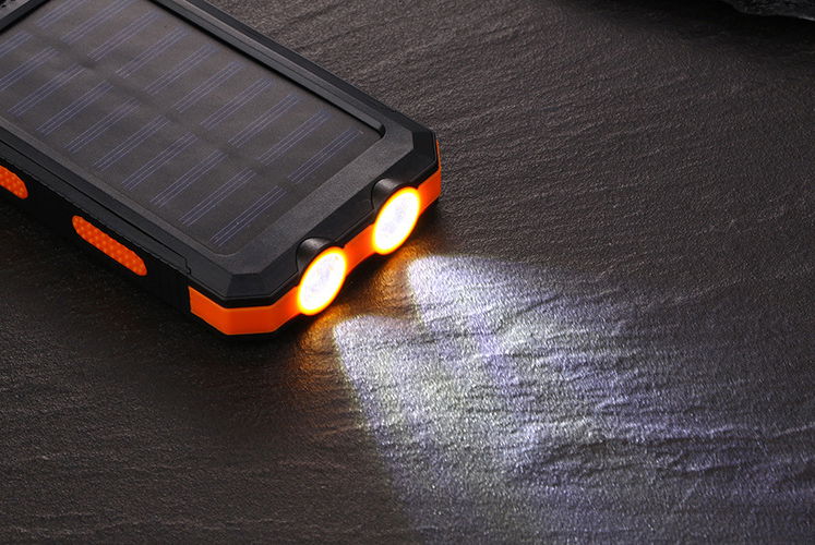 Double usb output water proof solar power bank 10000mAh with compass function  4