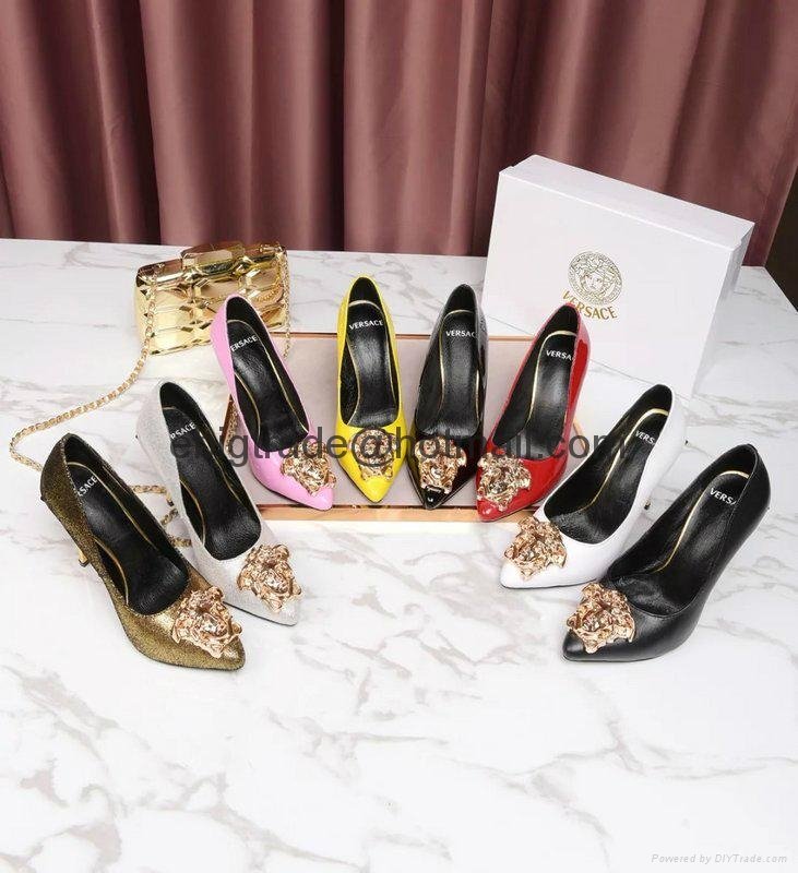 versace female shoes