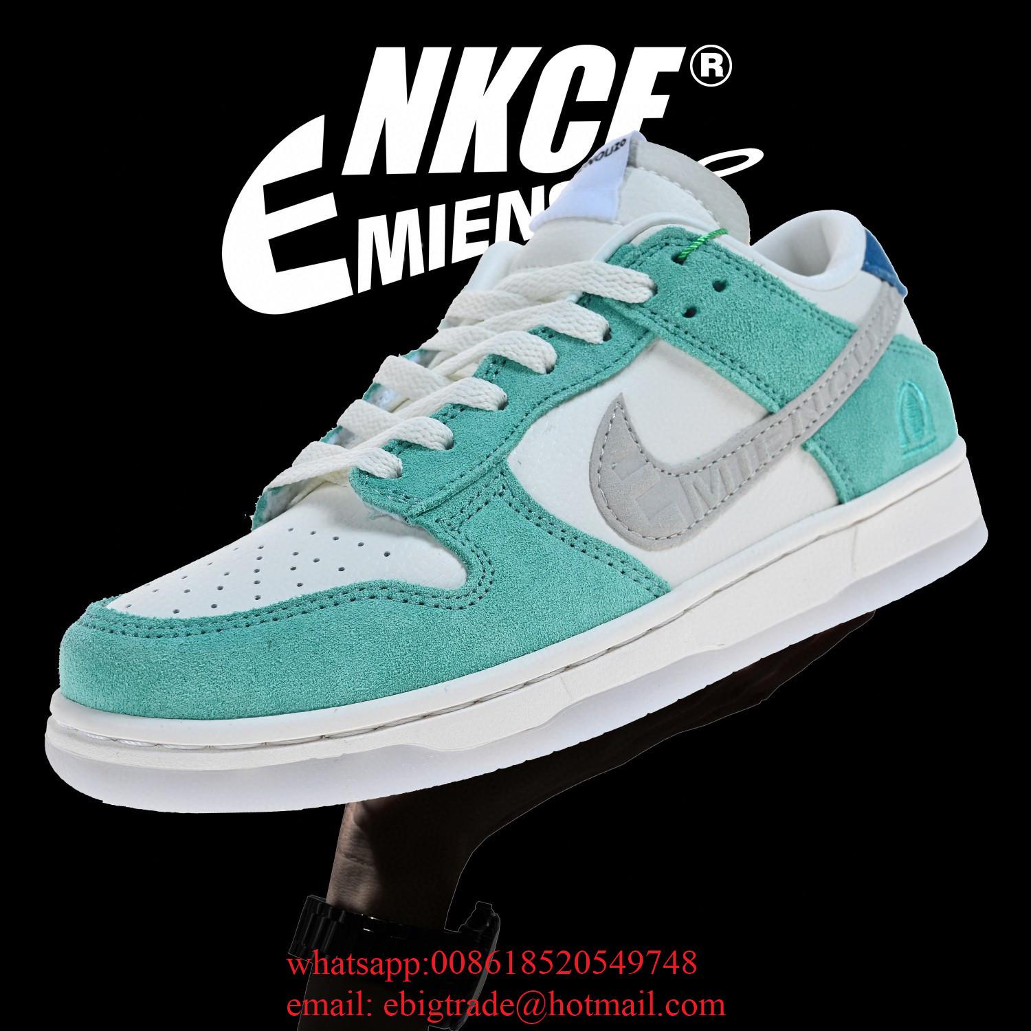 Wholesale      SB Dunk Low Sneakers Cheap      SB Dunks Women shoes      men  2