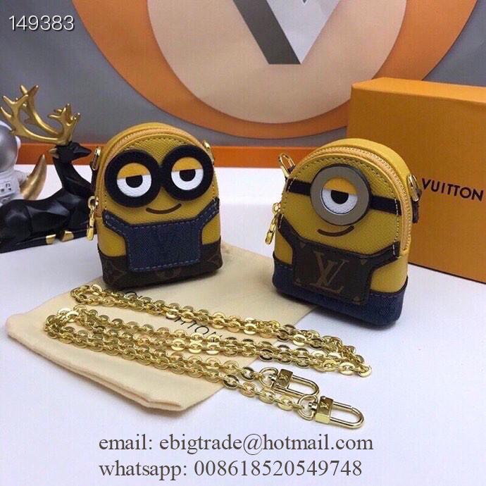 Wholesaler                   omen's Bag Charms Luxury Key Holders     ey Chains  16
