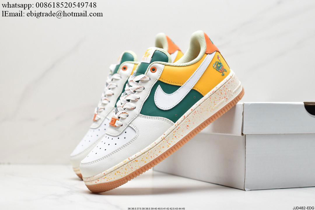      Air Force One AF 1 Low '07 Men's Shoes      Air Force 1 Classic shoes  2