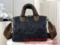 LV SKI-look bag Wholesaler LV handbags Cheap Louis Vuitton handbags LV bag woman