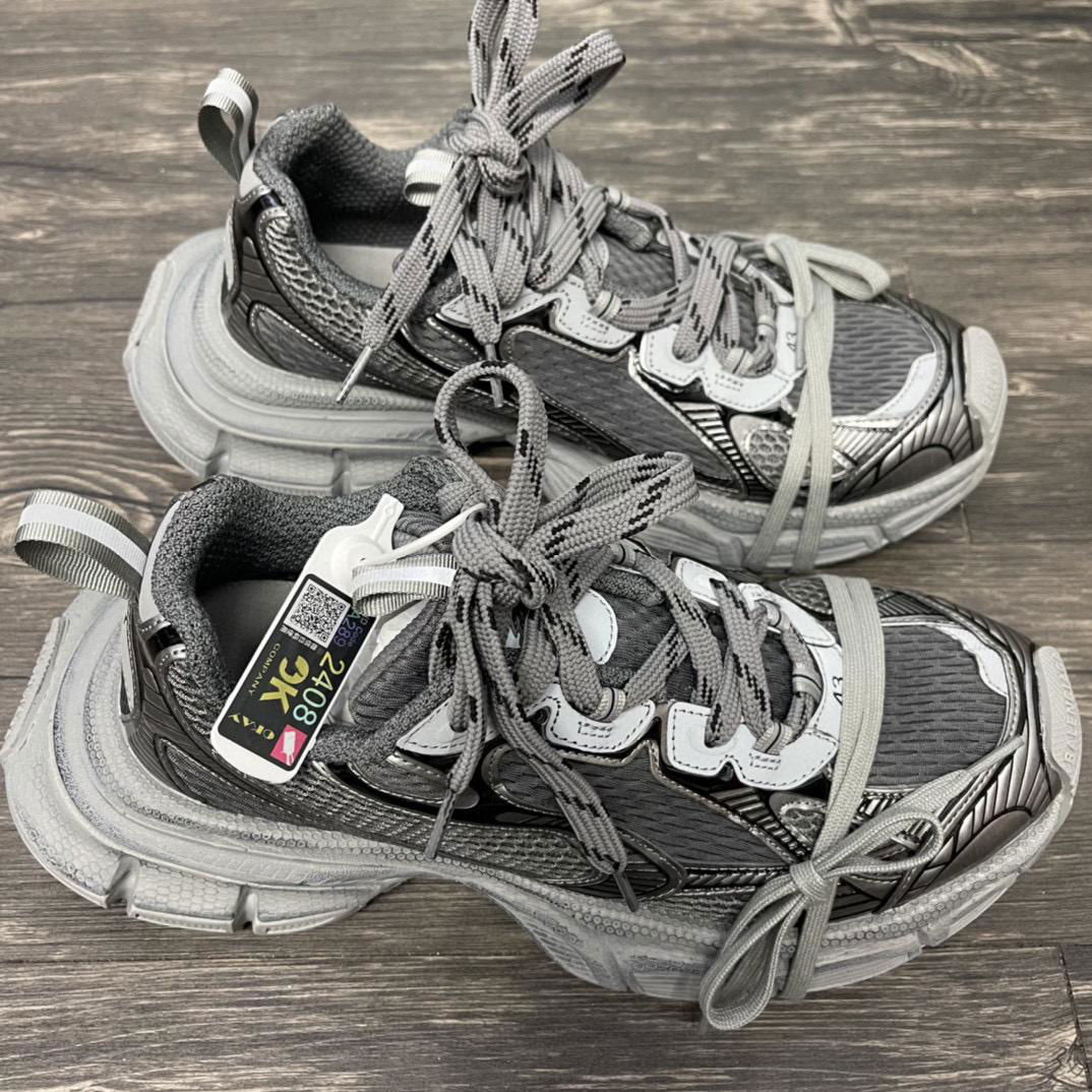 Balenciaga 3XL Sneakers in grey