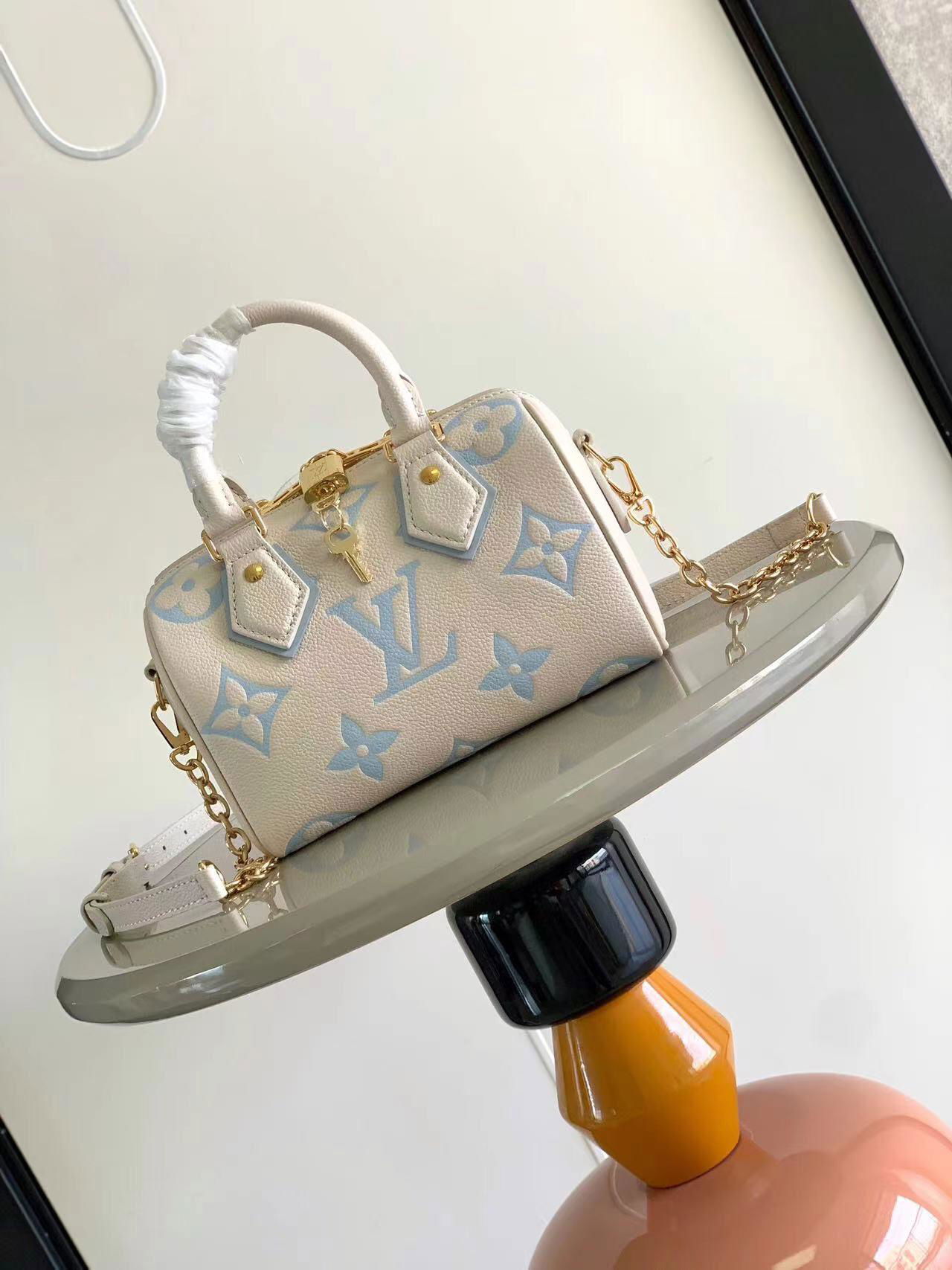 LV Speedy Bandoulière 20