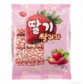 RICE CRACKER WITH STRAWBERRY FLAVOR COATED 1