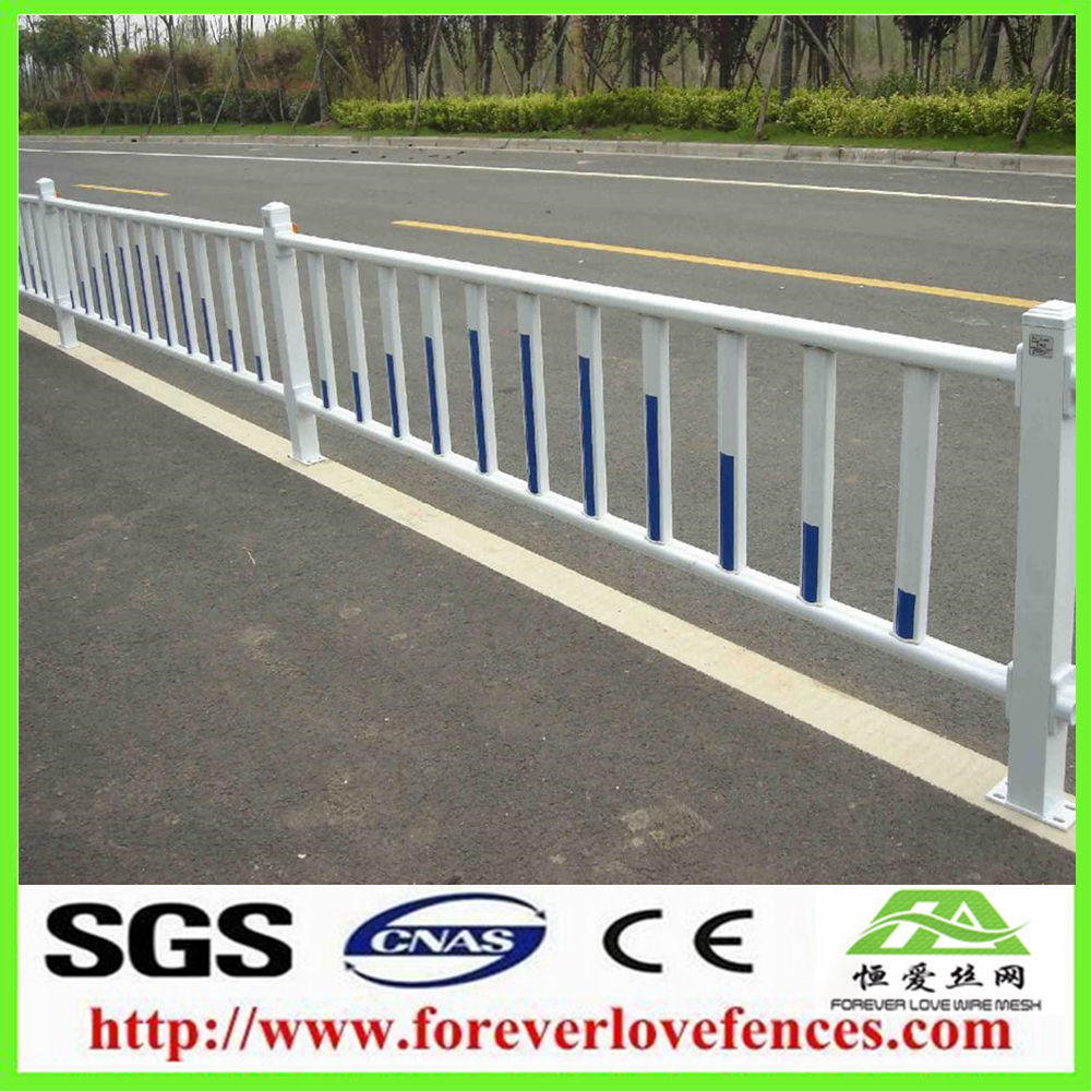 galvanized welded metal gate design outdoor road temporary fence panels 2