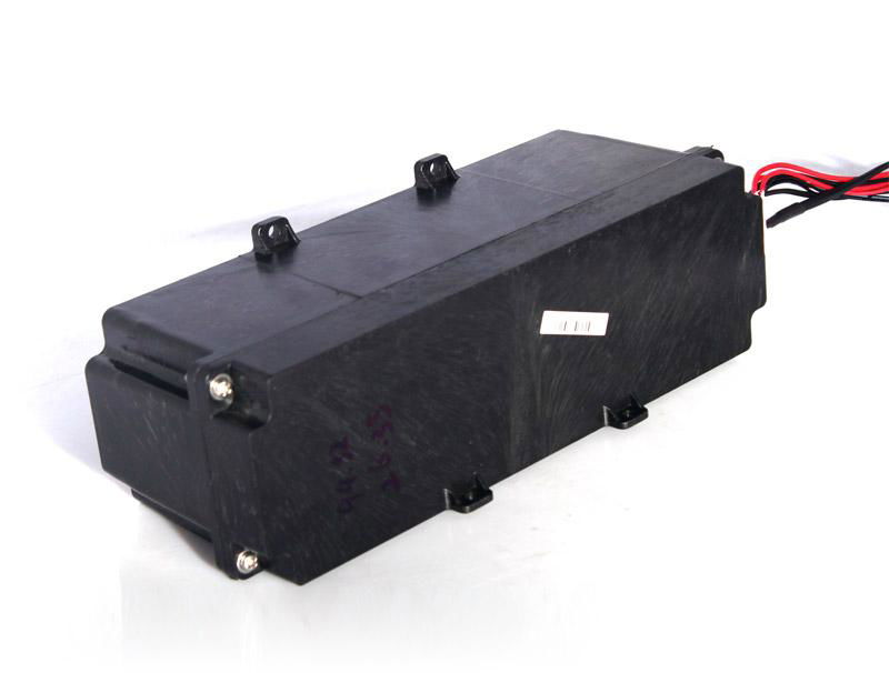 生产销售光伏面板清洁机器人磷酸铁锂电池 2