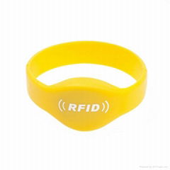 Factory best price 13.56Mhz MIFARE Classic 1K/ 4K silicon smart rfid wristband