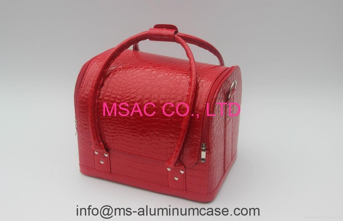 Red Leather Crocodile Beauty Bag With tray boxes 4