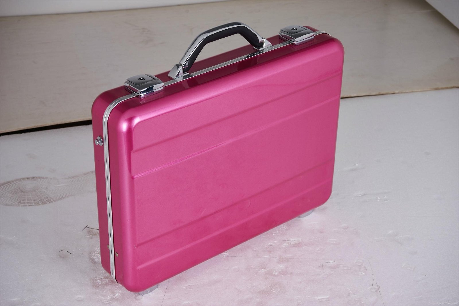 Anodize Aluminum Alloy Attache Cases For Carry Documents or Laptop Computer