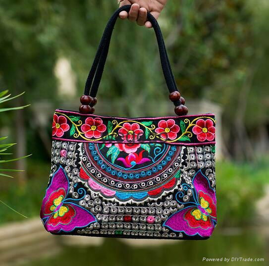 Boho women's flower embroidery handbag canvas shoulder bag 4