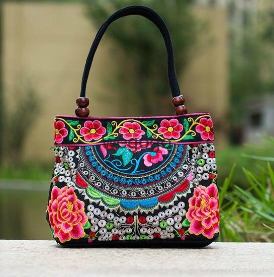 Boho women's flower embroidery handbag canvas shoulder bag 5