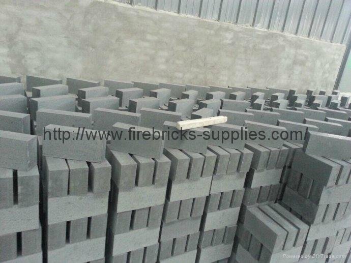 Silicon carbide brick for refractory melting furnace 4