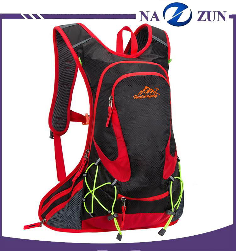 Outdoor Backpack Lightweight Hiking Backpack Camping Daypack Sport Bag Climbing  2