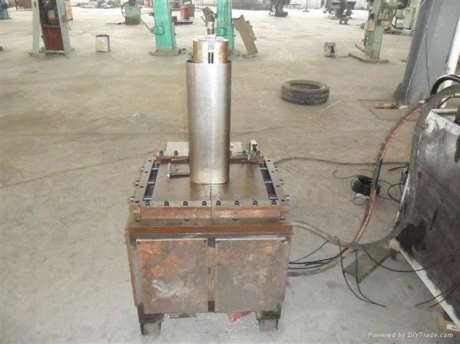 The supply of metal forming flanging machine