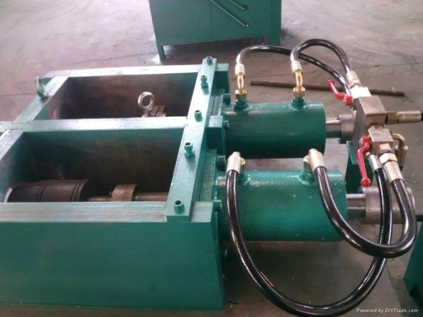 Supply end forming machine 4