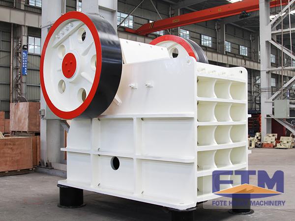 Energy saving jaw crusher  and mining crusher 2