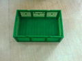 Plastic foldable crates