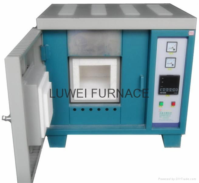 1400.C Luwei EXW Laboratory Muffle Furnace with PID Control 2