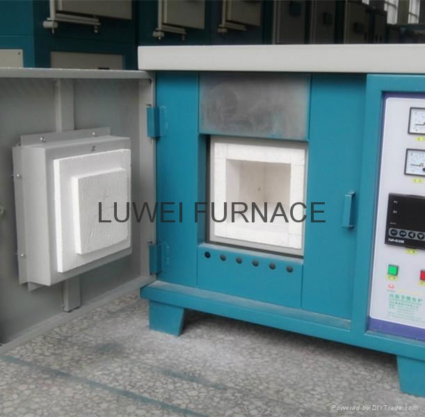 1400.C Luwei EXW Laboratory Muffle Furnace with PID Control 3