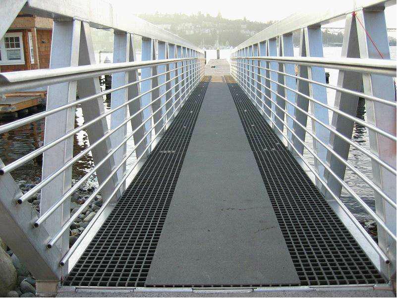 Corrosion-resist high strength GRP walkway gratings 3