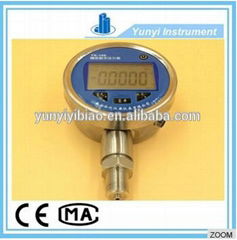 Digital pressure gauge 