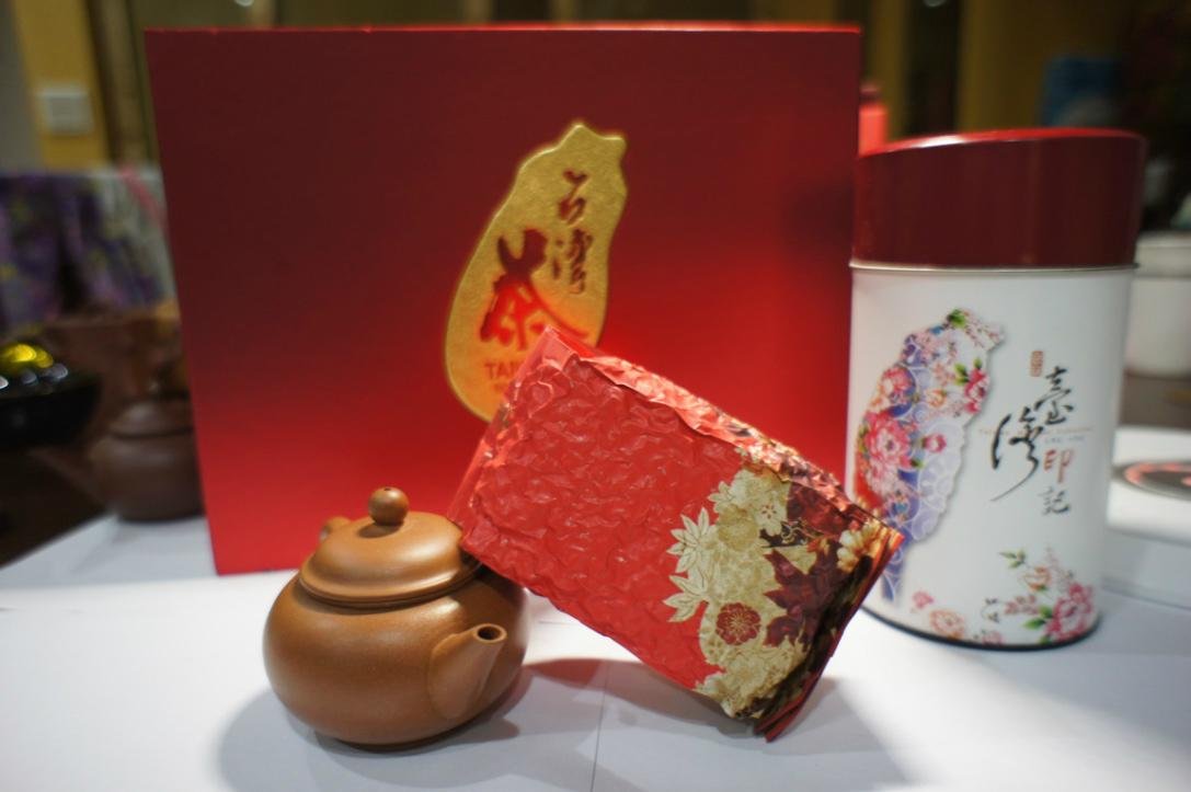 Taiwan Red fragrant tribal Oolong tea