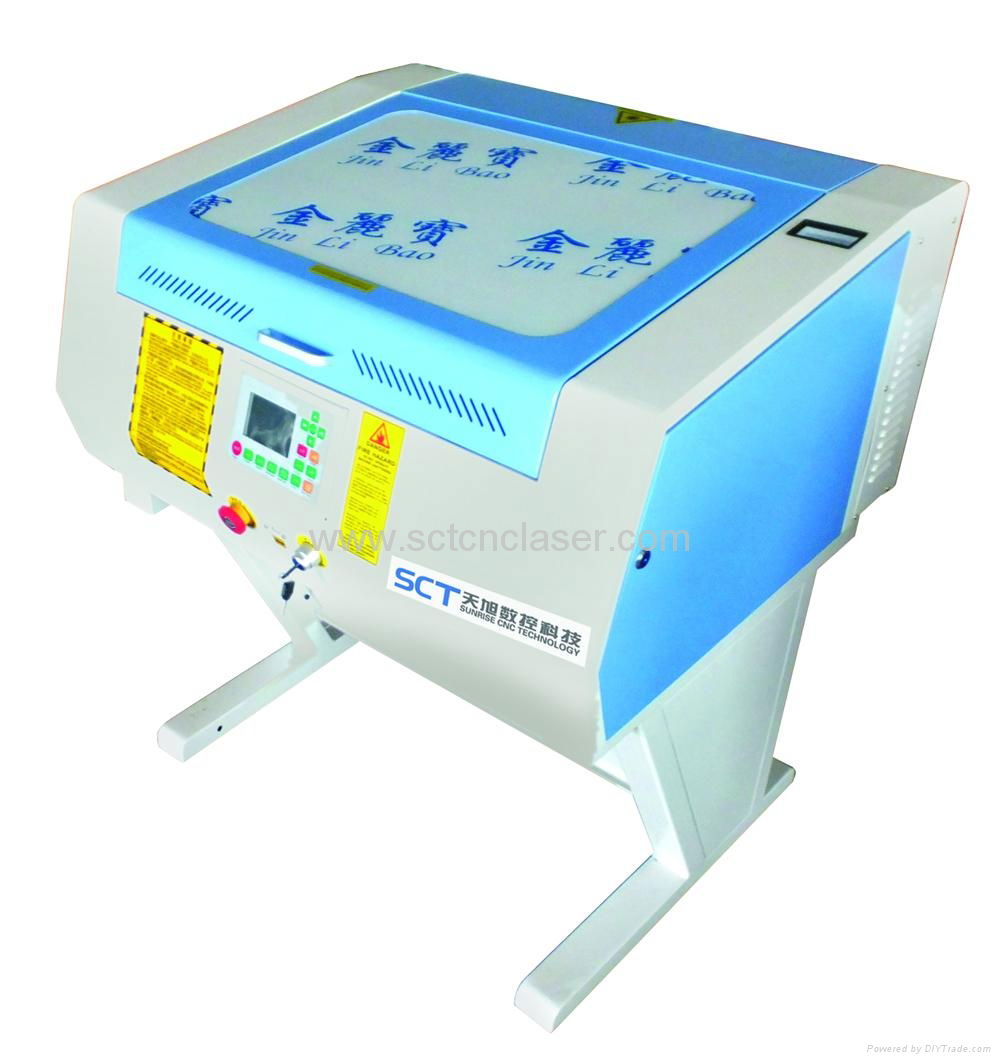 SCTE4060 Small 60w glass bottle laser engraving machine (China Manufacturer) Engraving