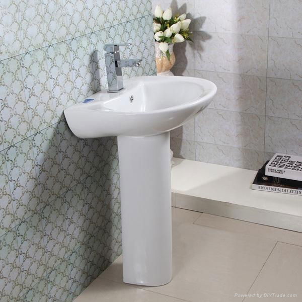 Bathroom pedestal wash basin 4