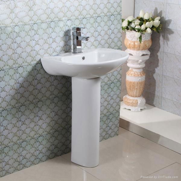 Bathroom pedestal wash basin 3