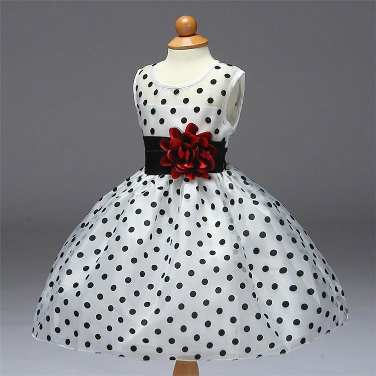 Black and white flower princess girl dress 3