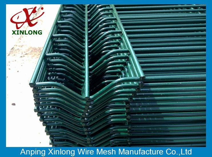 Convenient Installation Powders Sprayed Coating 3D Wire Mesh Fence 4