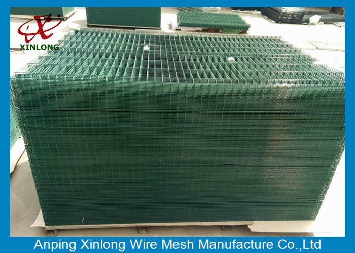 Train Or Bus Station PVC/PE Dipped Coating Valuable 3D Wire Mesh Fence 2