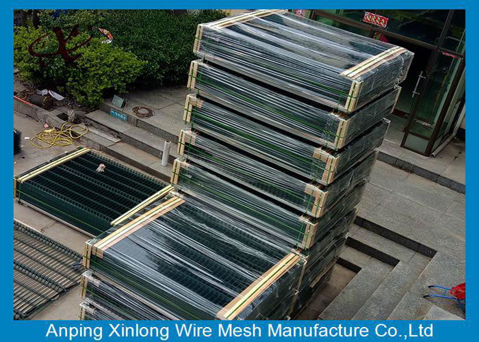 Train Or Bus Station PVC/PE Dipped Coating Valuable 3D Wire Mesh Fence 5