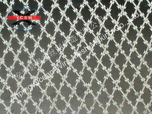 Razor wire mesh fence 3