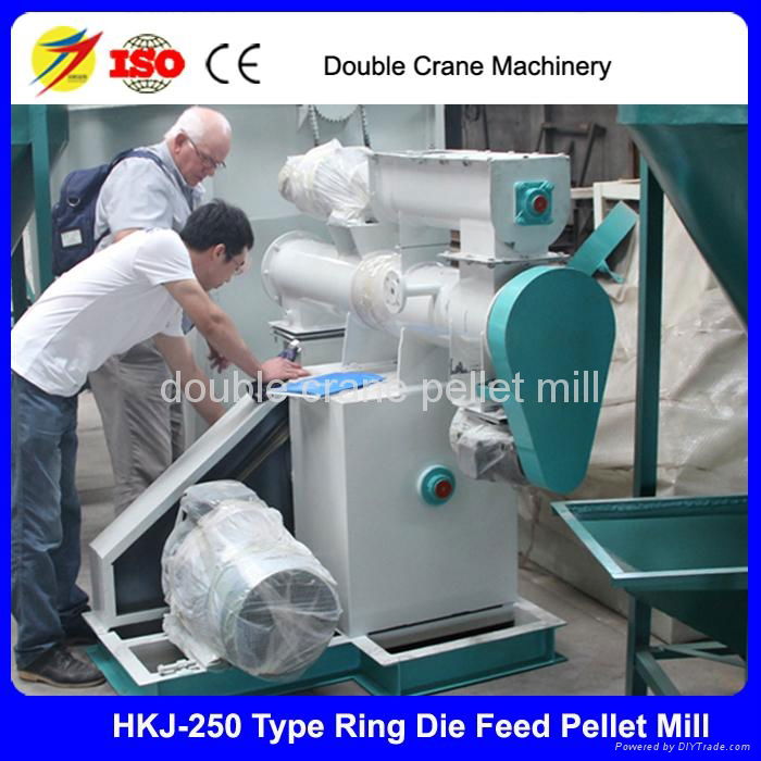 Shuanghe ring die poultry feed pellet mill for sale in South Africa 4